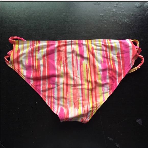 Aerie bottoms with tied sides - Picture 2 of 4